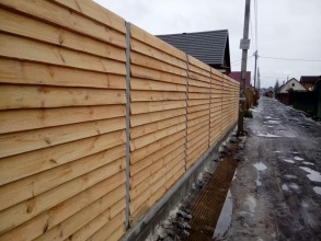 Деревянный забор елочка 150 метров фото в Цюрюпе